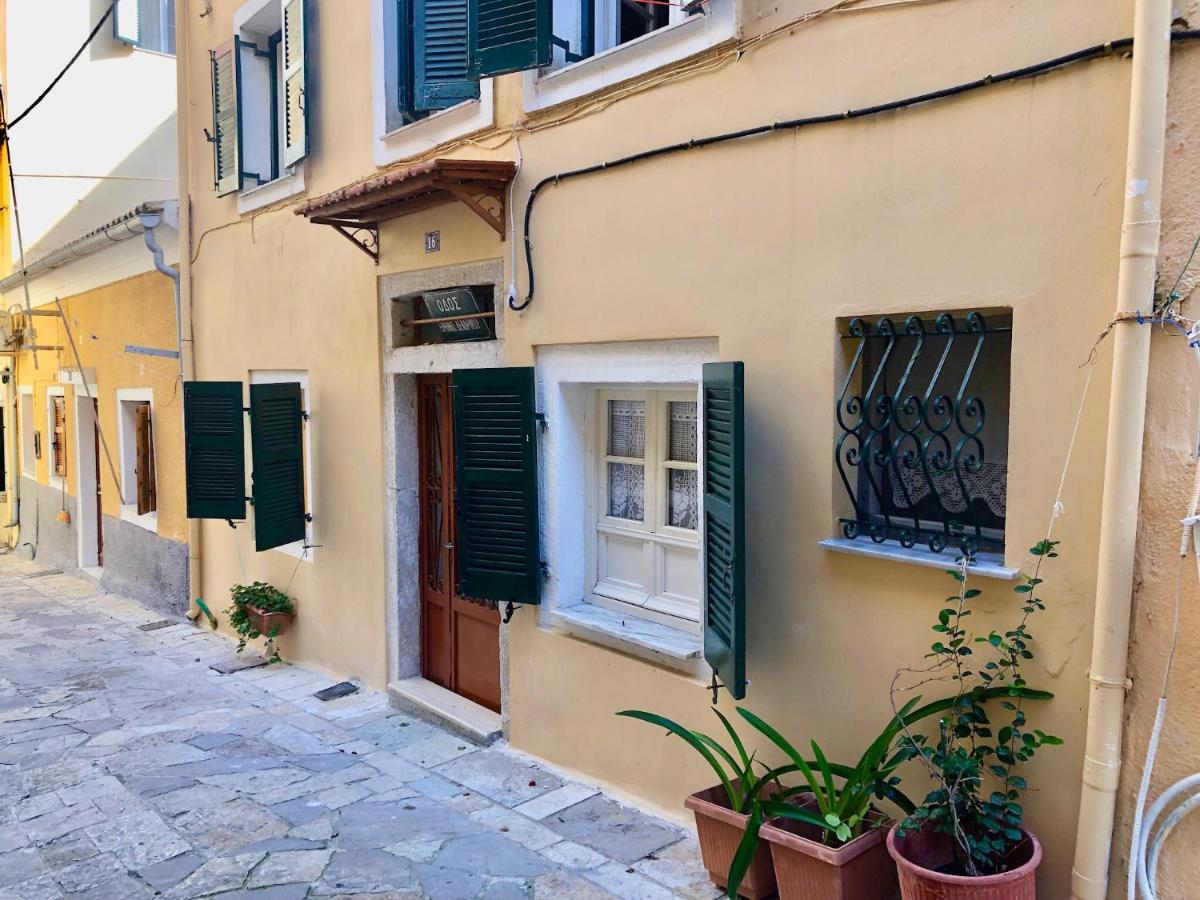 Ferienwohnung Grandma'S Old Town House Corfu  Exterior foto